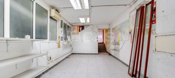 Propriété commerciale à Cornella De Llobregat, Spain 551m² No. 169418 35