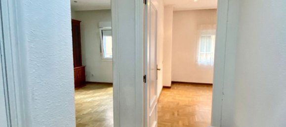 3 chambres Appartement à Gijon, Spain No. 164567 3