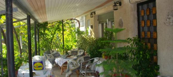 4 bedrooms Property in Zakynthos, Greece No. 563 2