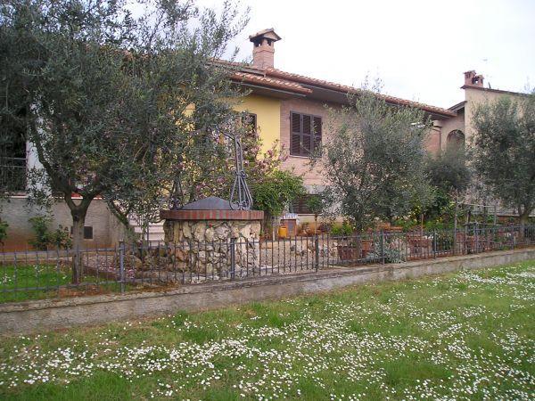 Villa T3 em Casole d'Elsa, Italy N.º 321058
