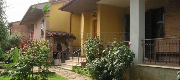 Villa T3 em Casole d'Elsa, Italy N.º 321058 2