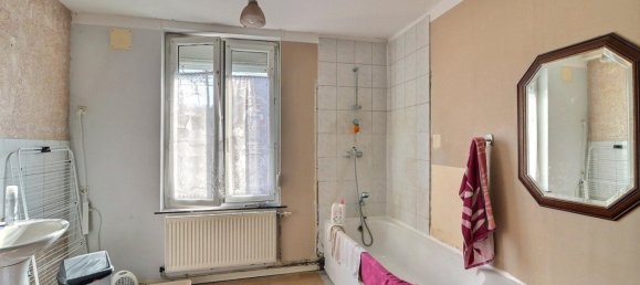 3 bedrooms Villa in Caudry, France No. 78492 4