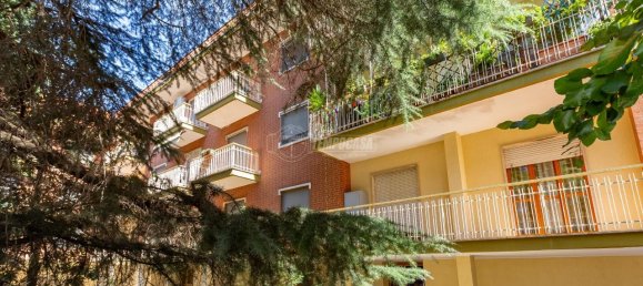 5 rooms Apartment in Santena, Italy No. 111007 2