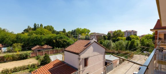 5 rooms Apartment in Santena, Italy No. 111007 20