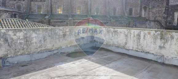 4 bedrooms Apartment in Adrano, Italy No. 106051 29