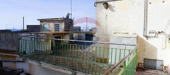 4 bedrooms Apartment in Adrano, Italy No. 106051 30