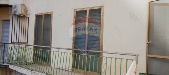 4 bedrooms Apartment in Adrano, Italy No. 106051 13