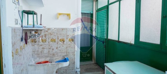 4 bedrooms Apartment in Adrano, Italy No. 106051 23