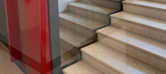 6 rooms Apartment in Vicenza, Italy No. 19216 4