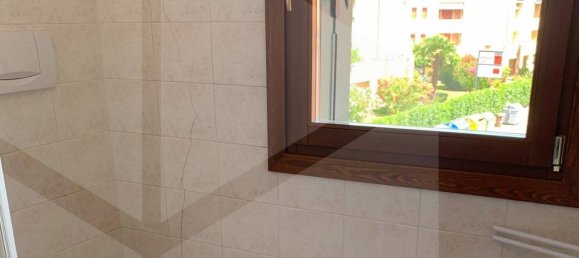 6 rooms Apartment in Vicenza, Italy No. 19216 5