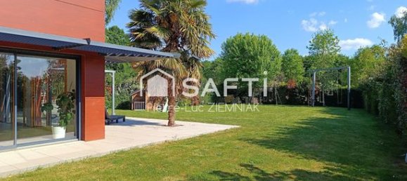 Дом с 5 спальнями в Майен, Франция № 312668 2