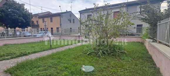 3 bedrooms House in Pontevico, Italy No. 356822 4