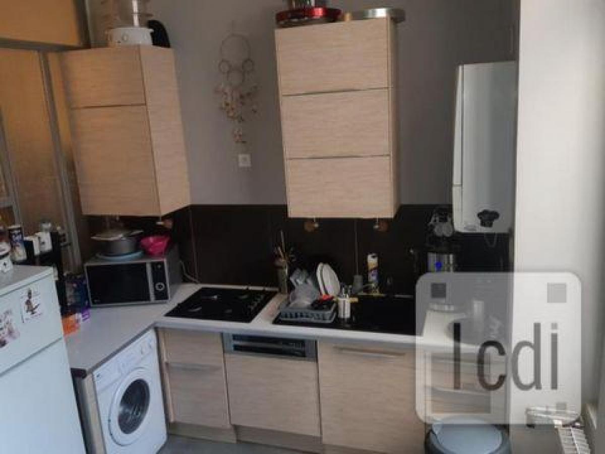 Büro in Entrecasteaux, France 79m², Nr. 21180