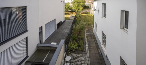 Здание с 5 спальнями в Нойс, Германия № 359805 4