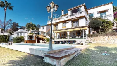 Вилла с 7 спальнями в Бенальмадена, Испания № 141991