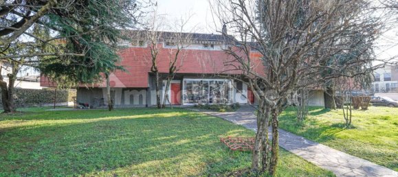 5 rooms Building in Azzano San Paolo, Italy No. 214423 13