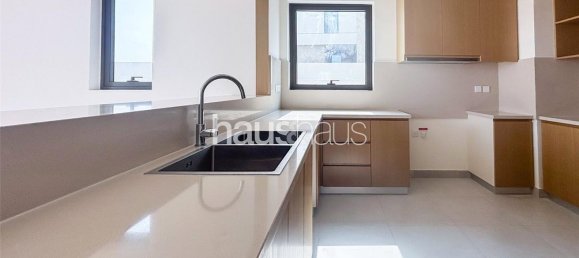 Villa de 4 dormitorios en Al Furjan, UAE No. 99081 6