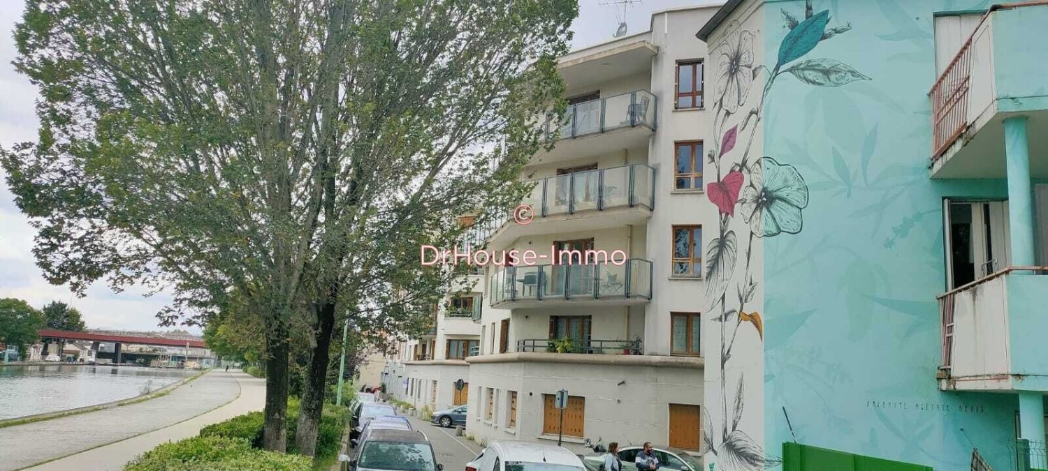 Studio in Saint-Denis, France, Nr. 131670