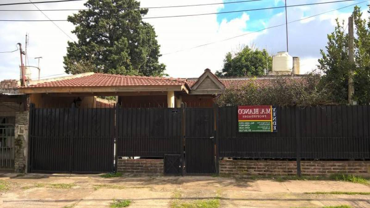 Casa T2 em Almirante Brown, Argentina N.º 76814