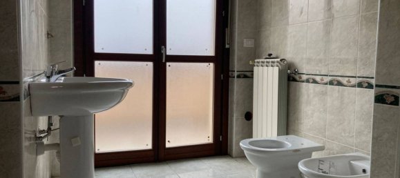 3 rooms Apartment in Moncalieri, Italy No. 44330 13