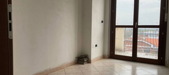 3 rooms Apartment in Moncalieri, Italy No. 44330 8