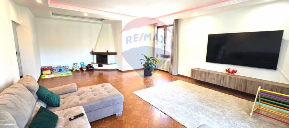 8-salle Villa à Arcore, Italy No. 267955 10