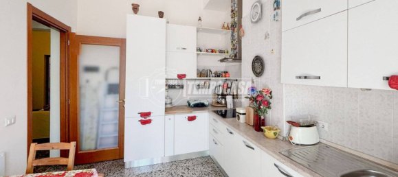 3 bedrooms Apartment in Savona, Italy No. 351167 10