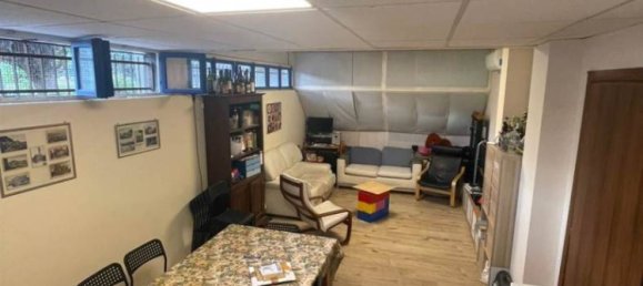 80m² Warehouse in Modena, Italy No. 315785 6