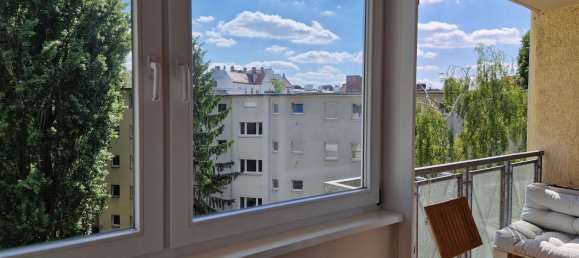 Квартира с 2 спальнями в Шёнеберг, Германия № 231579 3