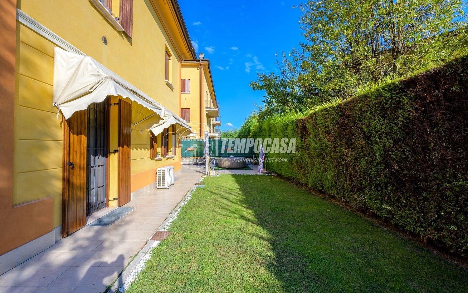3 bedrooms Apartment in Maranello, Italy No. 376329