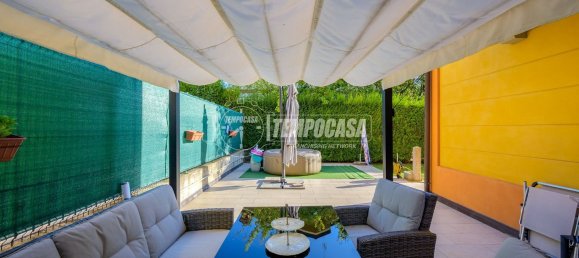 3 bedrooms Apartment in Maranello, Italy No. 376329 7