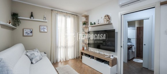 3 bedrooms Apartment in Maranello, Italy No. 376329 8