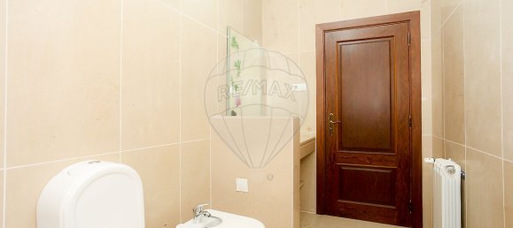 4 bedrooms House in Coimbra, Portugal No. 26129 36