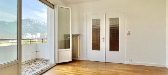 Apartamento de 2 dormitorios en Annecy, France No. 285558 2