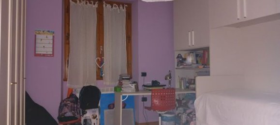 4 bedrooms Apartment in Prato, Italy No. 328862 8