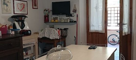 4 bedrooms Apartment in Prato, Italy No. 328862 21