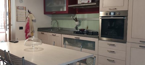 4 bedrooms Apartment in Prato, Italy No. 328862 20