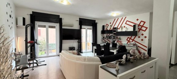 Apartamento de 3 habitaciónes en Cagliari, Italy No. 14737 2