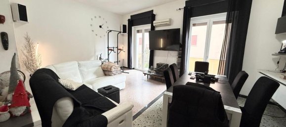 Apartamento de 3 habitaciónes en Cagliari, Italy No. 14737 4