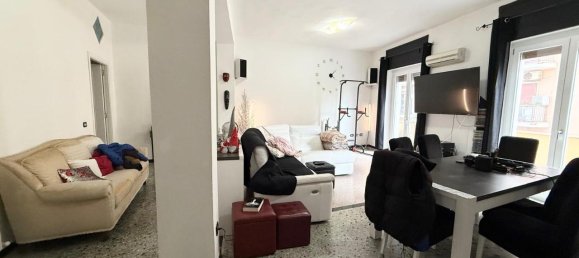 Apartamento de 3 habitaciónes en Cagliari, Italy No. 14737 13