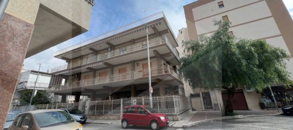 Apartamento de 4 divisões em Cerignola, Italy N.º 34049 3