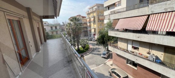 Apartamento de 4 divisões em Cerignola, Italy N.º 34049 19