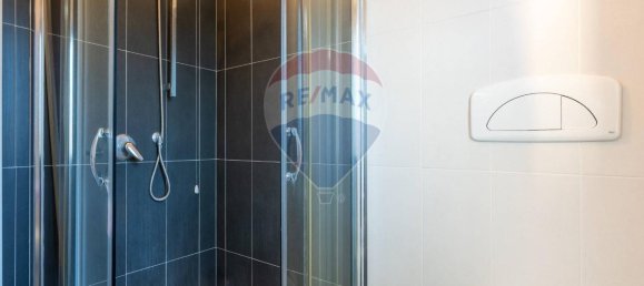 Villa de 4 habitaciónes en Capoterra, Italy No. 28327 42