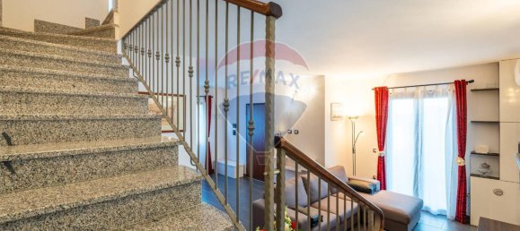 Villa de 4 habitaciónes en Capoterra, Italy No. 28327 45