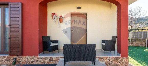 Villa de 4 habitaciónes en Capoterra, Italy No. 28327 7