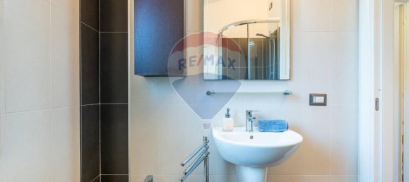 Villa de 4 habitaciónes en Capoterra, Italy No. 28327 41