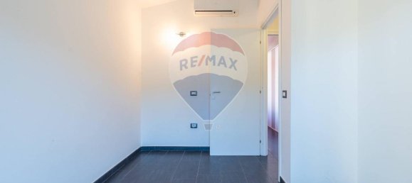 Villa de 4 habitaciónes en Capoterra, Italy No. 28327 39