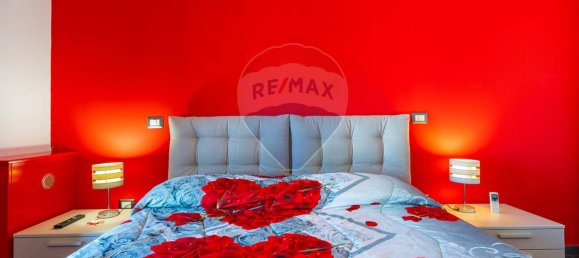 Villa de 4 habitaciónes en Capoterra, Italy No. 28327 32