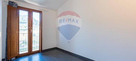 Villa de 4 habitaciónes en Capoterra, Italy No. 28327 26