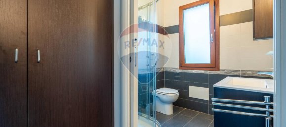 Villa de 4 habitaciónes en Capoterra, Italy No. 28327 16